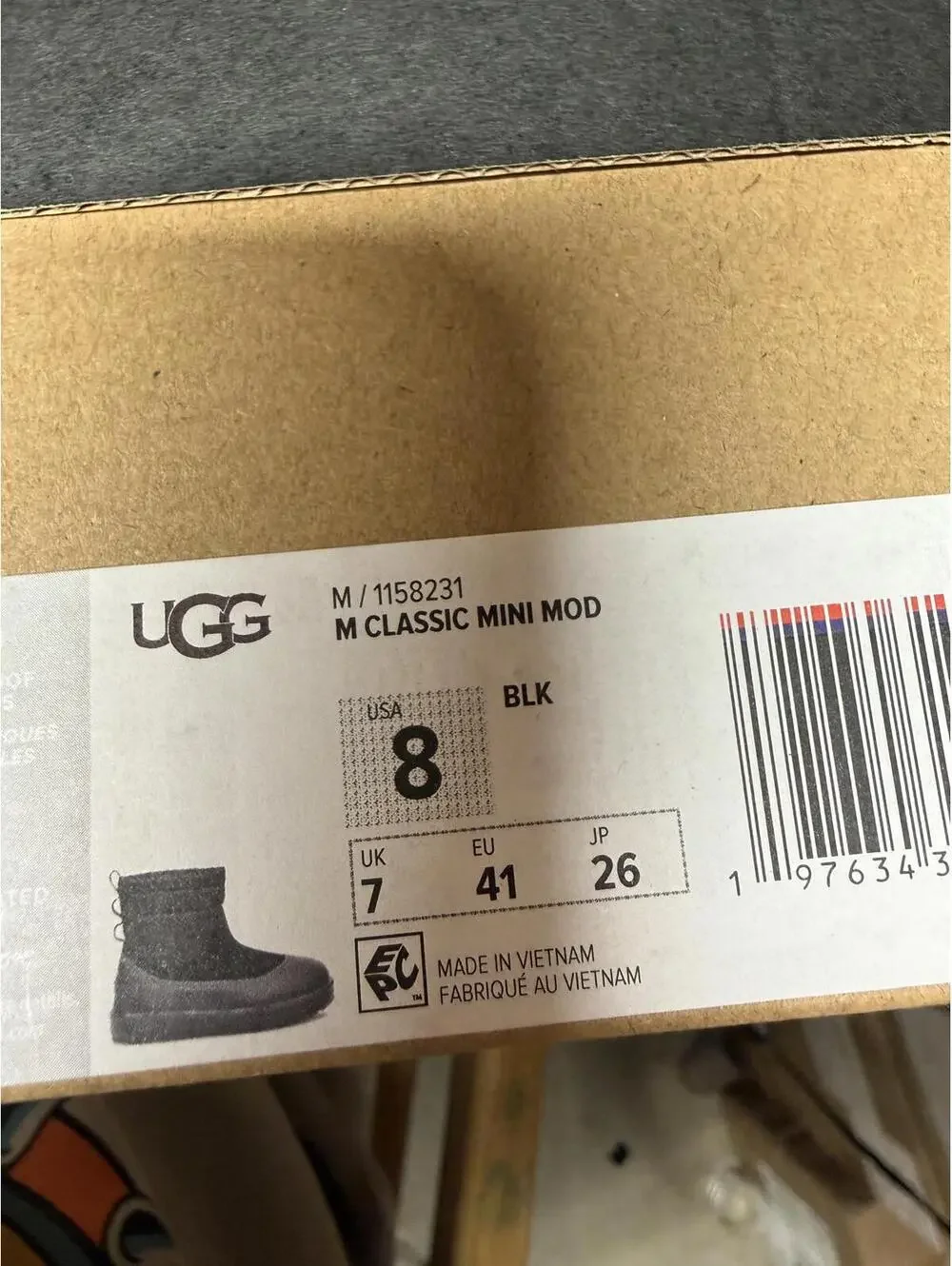 UGG Black Waterproof Winter Ankle Boots Men's 8 Mid Mod Classic Black